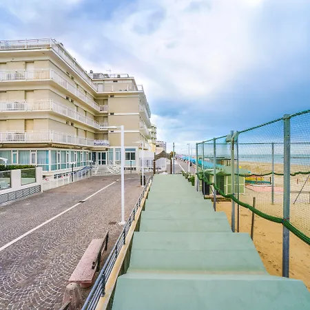 President's Otel 3*